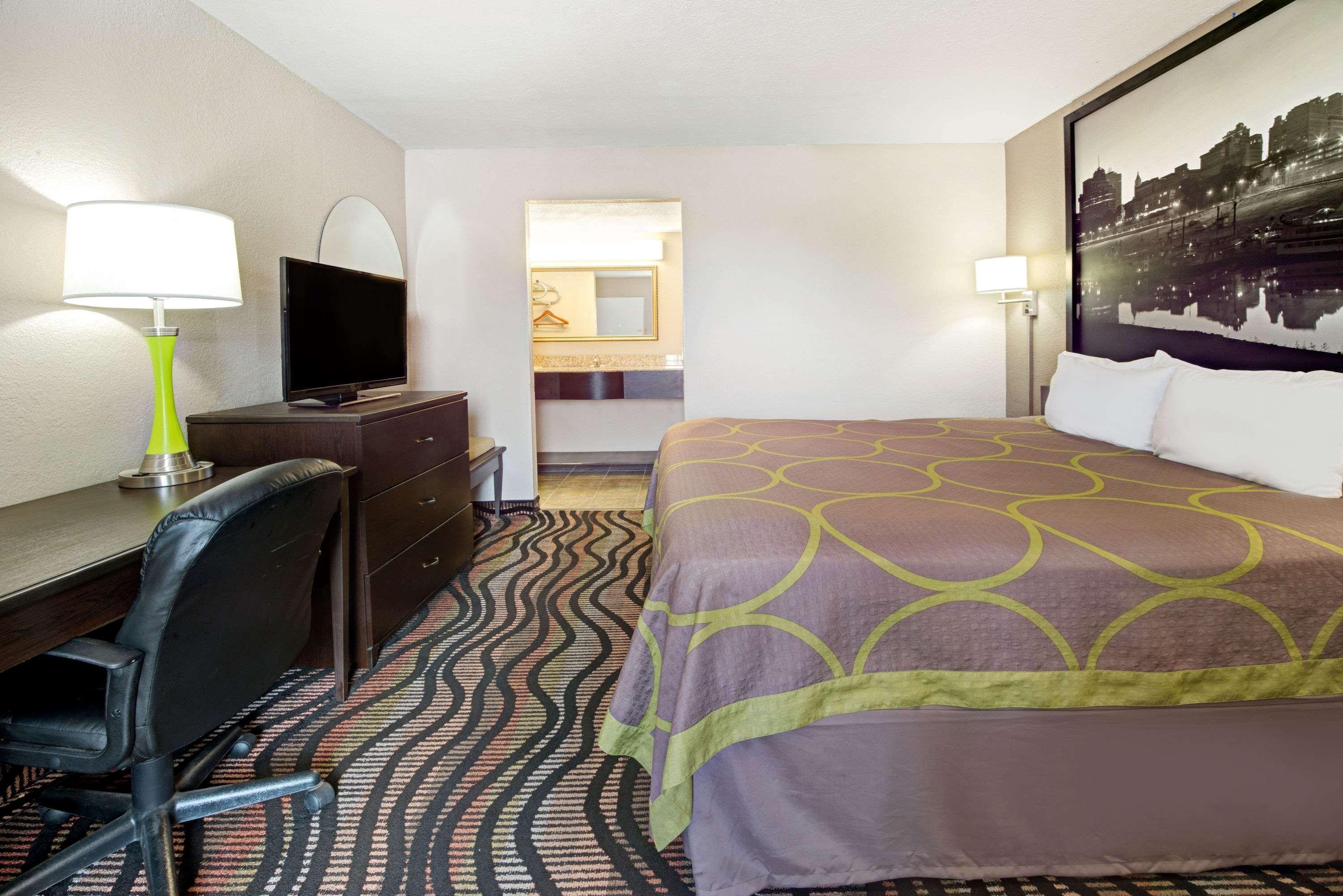 Super 8 By Wyndham Lakeland Εξωτερικό φωτογραφία