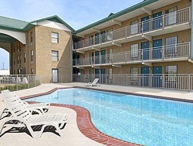 Super 8 By Wyndham Lakeland Εξωτερικό φωτογραφία